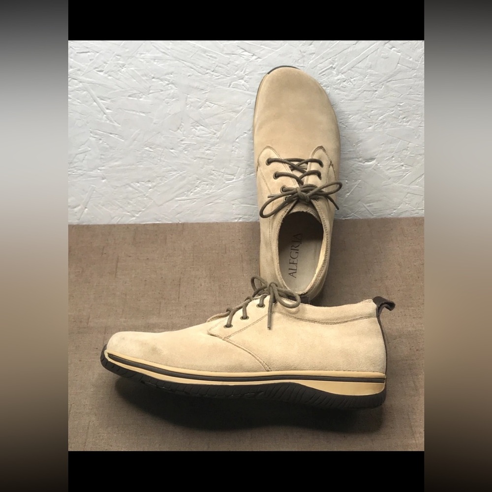 Alegria Aden Men's Lace Up Shoes Sand Beige Tan Suede Leather Size 11 EURO 45